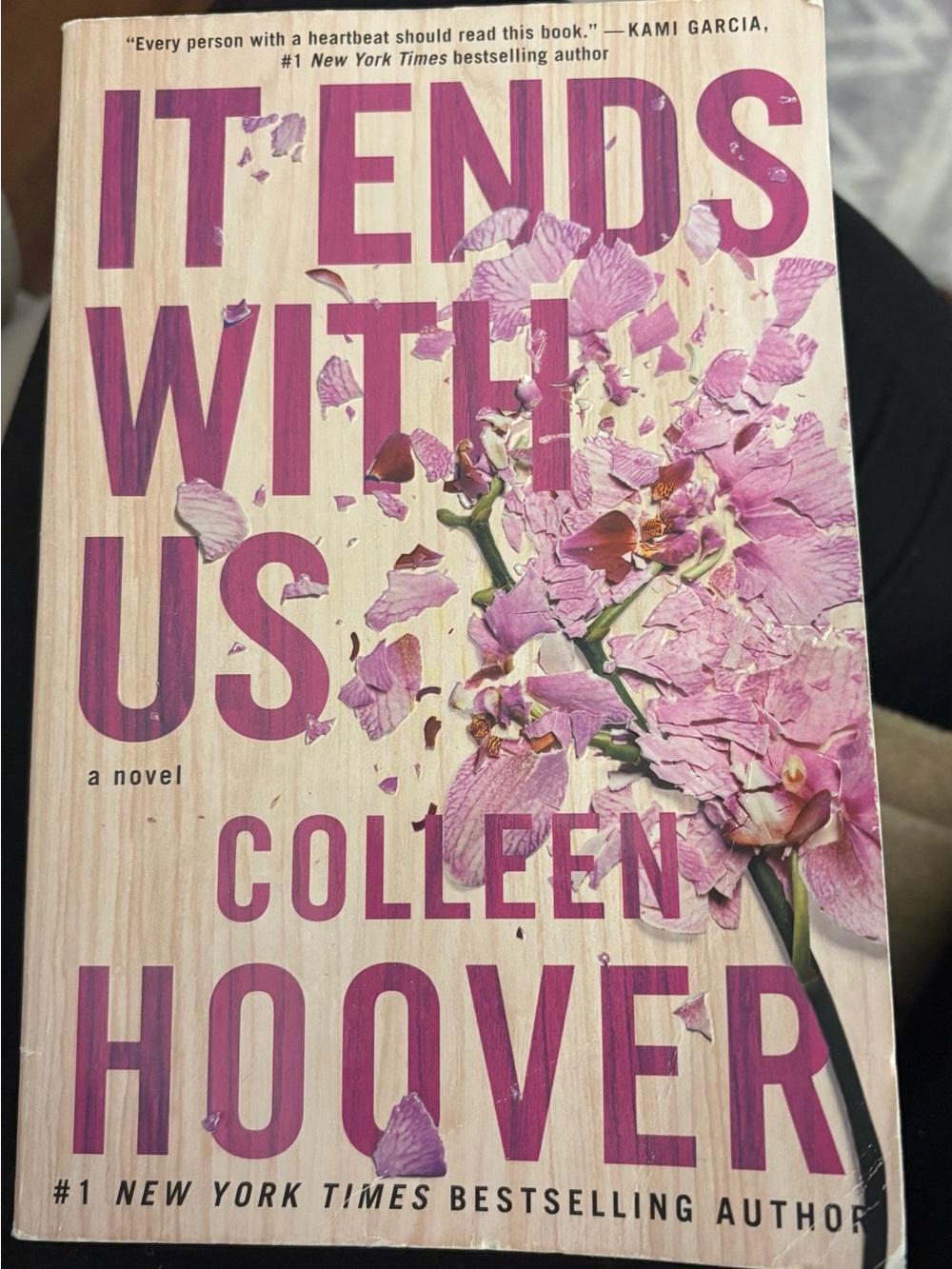 It Ends With Us — Colleen Hoover